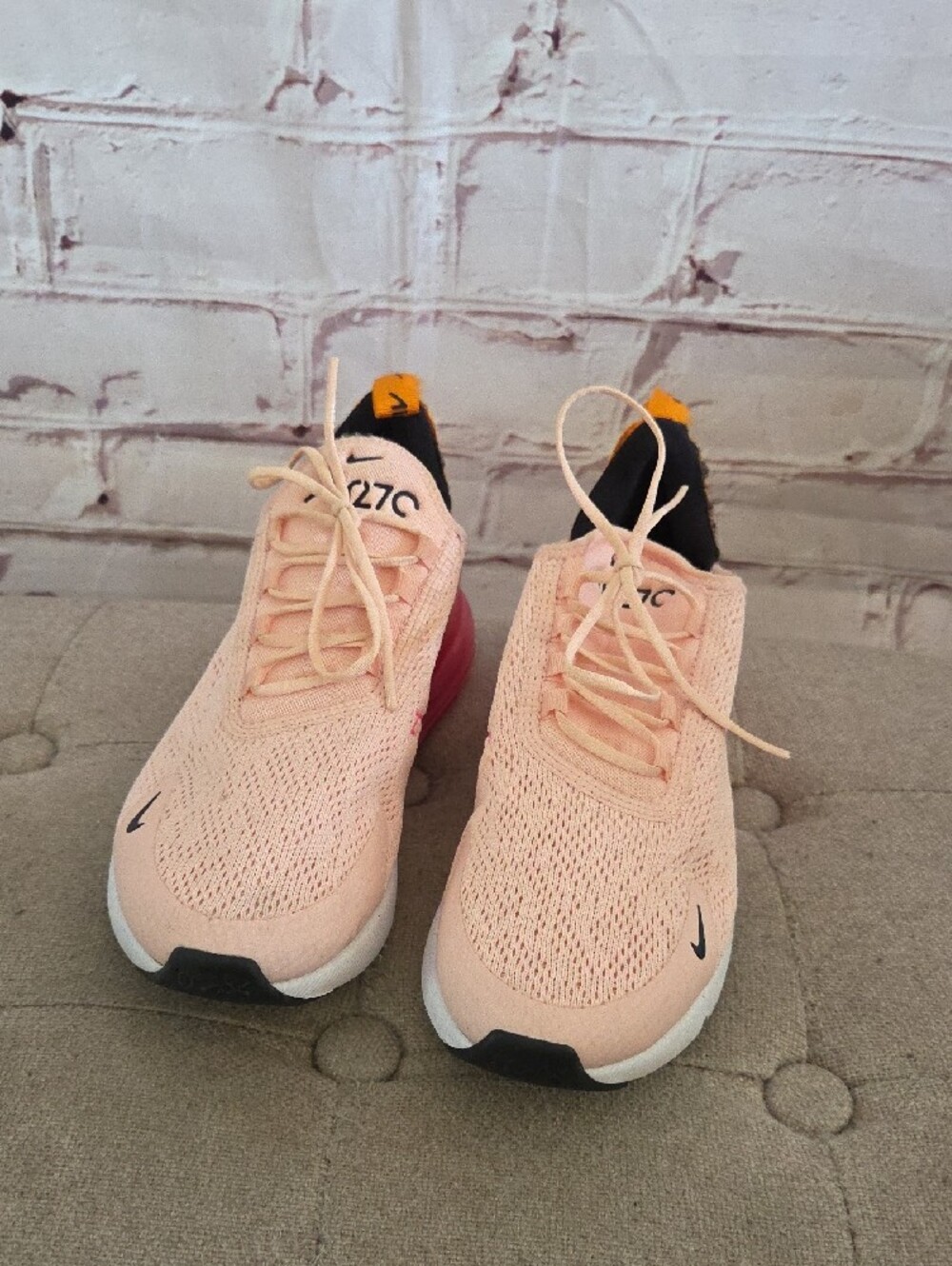 Nike Women’s Peach Knit Sneakers with Orange Heel and Pink Air Unit - Picture 2 of 9